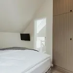 Ferienhaus Neu Rügen Resørt Großzügige, Gemütliche Doppelhaushälfte Bente Mit Terrasse *
