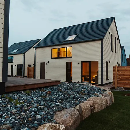 Neu Rügen Resørt Großzügige, Gemütliche Doppelhaushälfte Bente Mit Terrasse * Sagard
