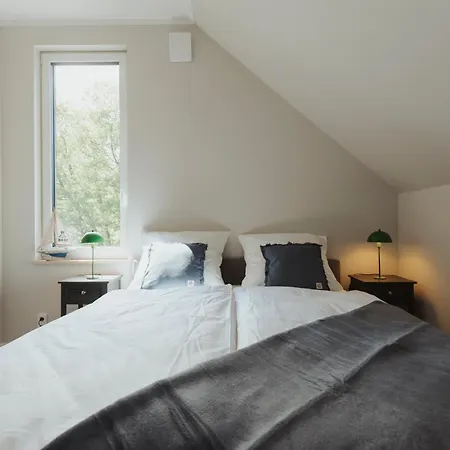 Neu Rügen Resørt Großzügige, Gemütliche Doppelhaushälfte Bente Mit Terrasse * Sagard